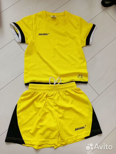 Футбольная форма