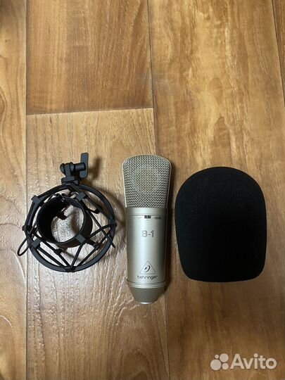 Конденсаторный микрофон behringer B-1
