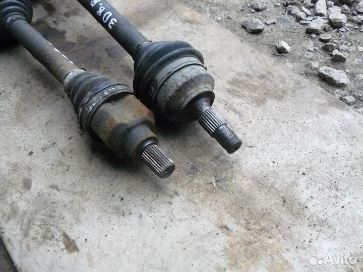 Приводной вал для Peugeot 308