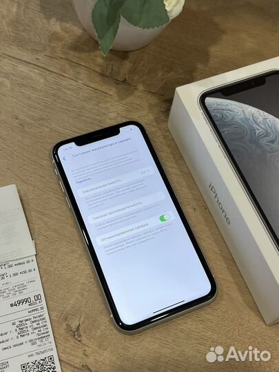 iPhone Xr, 64 ГБ