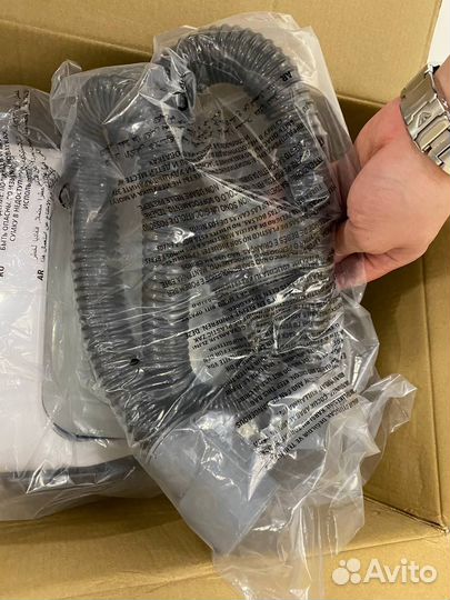 Моющий пылесос Kiwi для чистки ковров и мебели