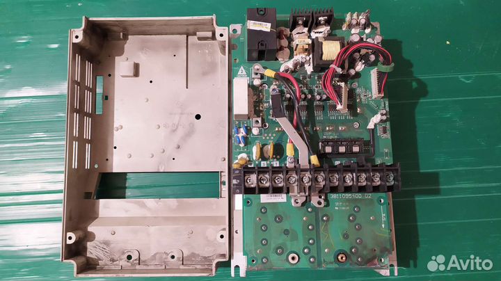 Преобразователь напряжения Delta VFD-B