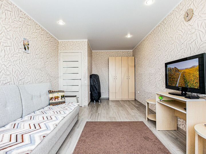1-к. квартира, 43 м², 4/10 эт.