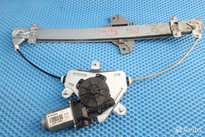 Стеклоподъемник передний правый Hyundai Solaris 1