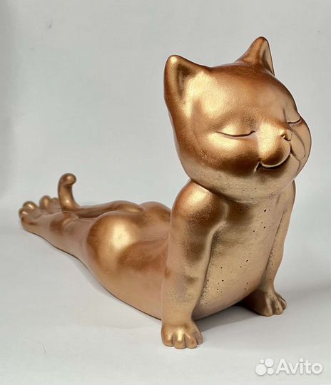 Статуэтка кошка