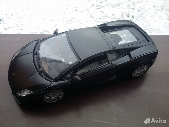 Lamborghini Gallardo LP560 1:18