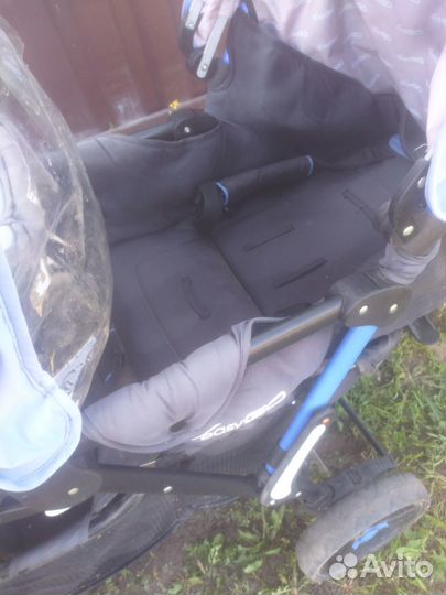 Коляска для двойни или погодок