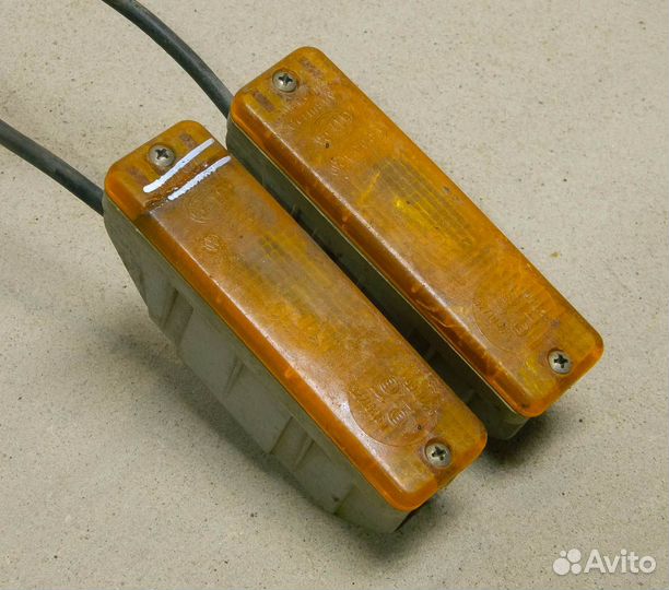 Повторитель поворота в бампер VW Golf 2 (дефект)