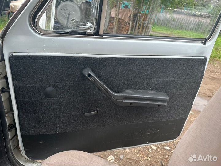 Обшивка двери Ваз Нива 2121 1.6 2121