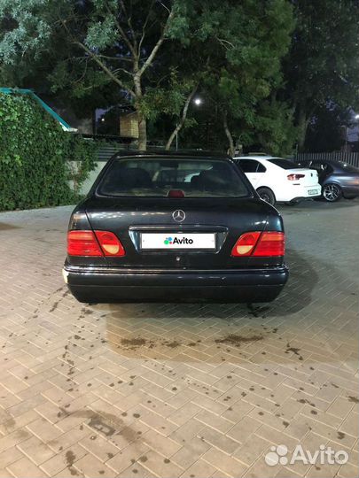 Mercedes-Benz E-класс 2.0 AT, 1997, 397 068 км