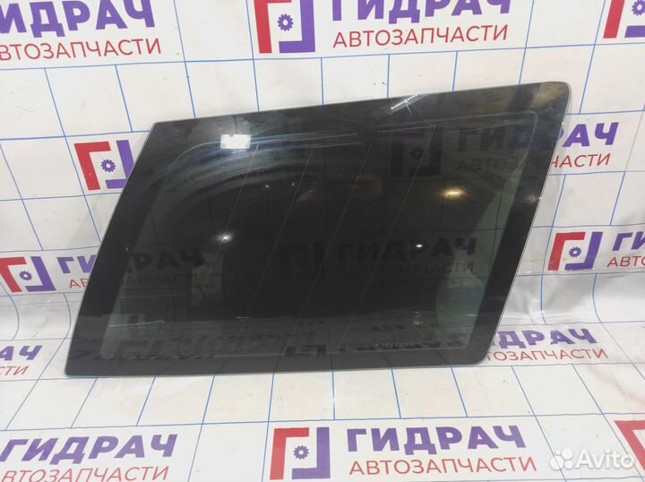 Стекло кузовное глухое правое Jeep Grand Cherokee