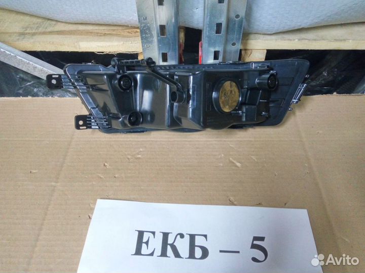 Птф правая Skoda Rapid 2012-2107 5JA941702