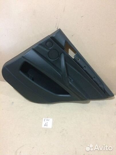 Обшивка двери BMW X5 E70