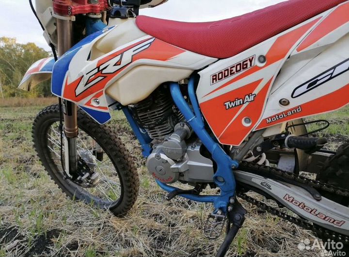 Продам Motoland crf 250