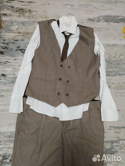 Мужской костюм тройка 54