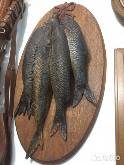 Антикварное панно рыбы