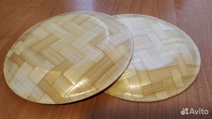 Декоративные тарелочки из рисовой соломки. Вьетнам