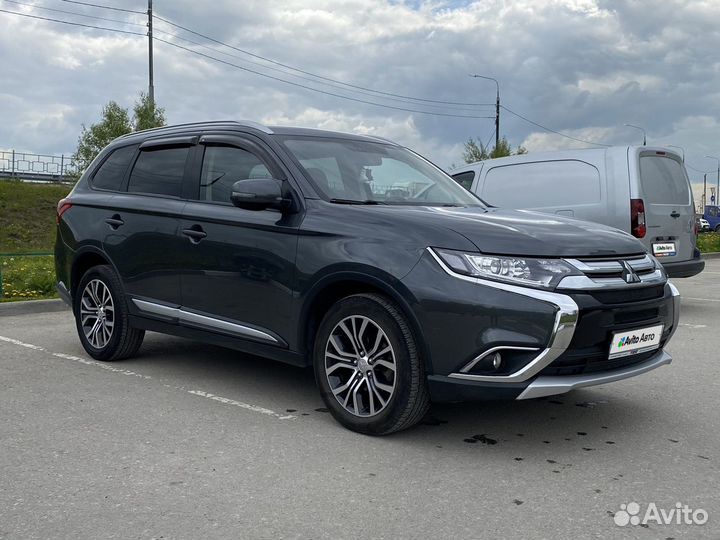 Mitsubishi Outlander 2.0 CVT, 2017, 46 700 км