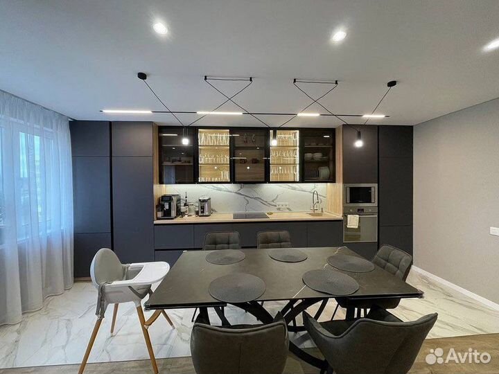 Кухня под потолок