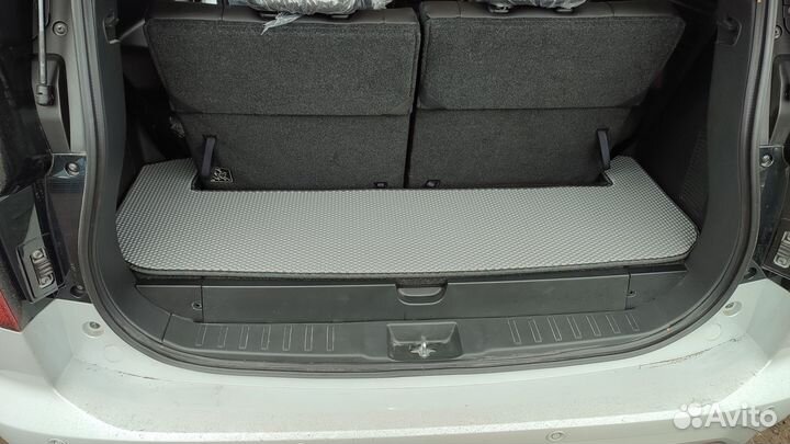 EVA коврики 3D на Mitsubishi Pajero с бортами