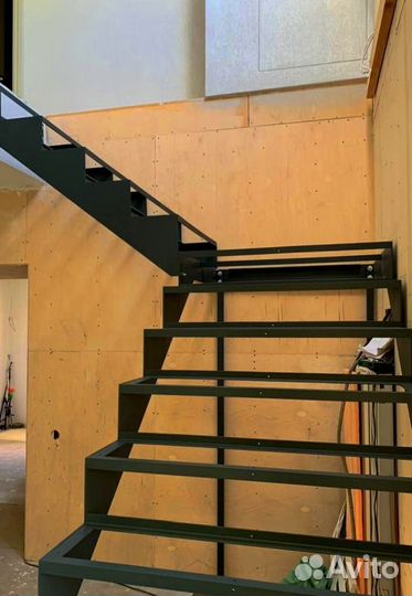 Металлоконструкции для лестниц