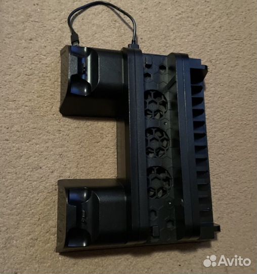 Зарядная станция ps4 3в1