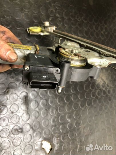 Стеклоподъемник передний левый Peugeot Boxer 3