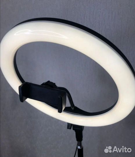 Кольцевая лампа