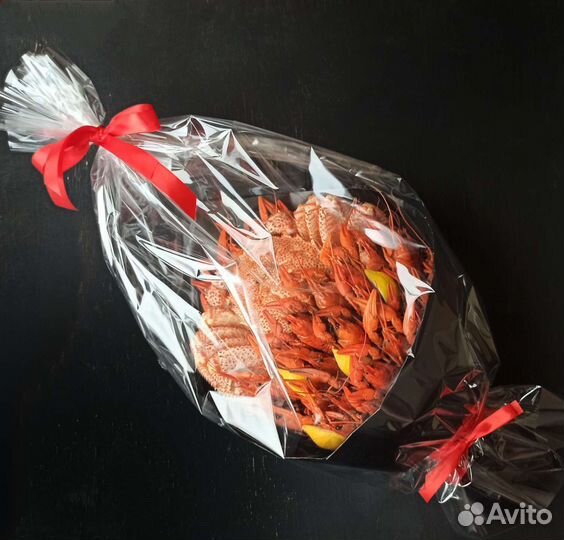 Букет из раков и краба