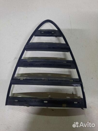 Решетка в бампер центр. Alfa Romeo 156 рест