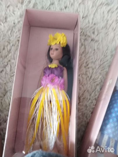 Куклы фарфоровые