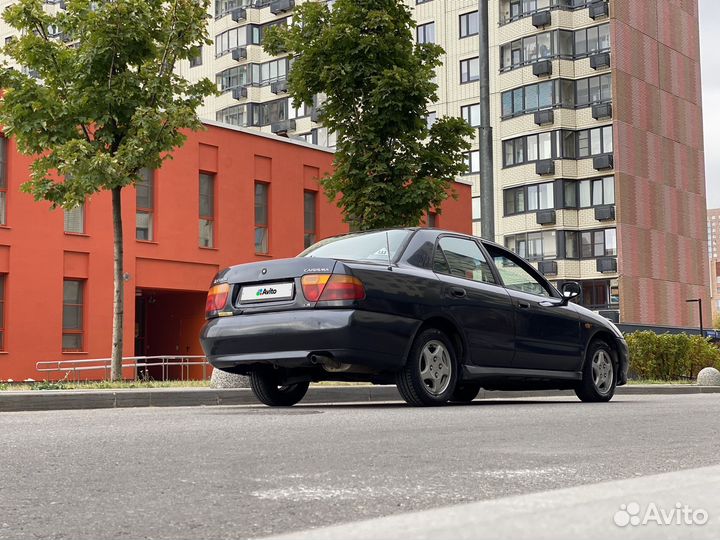Mitsubishi Carisma 1.8 AT, 1996, 281 000 км