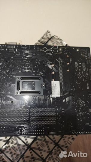 Материнская плата asus B365M-A с процессором i3 91