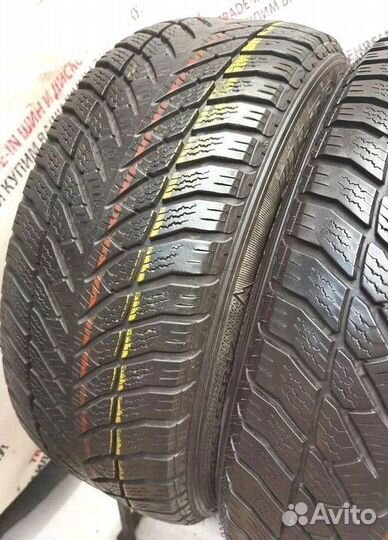 Goodyear UltraGrip 235/55 R17 103V