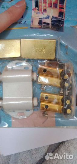 Петля мебельная для стеклянного фасада