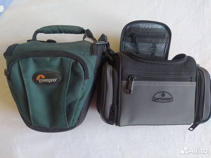 Сумка для фотоаппарата и сумка для видеокамеры