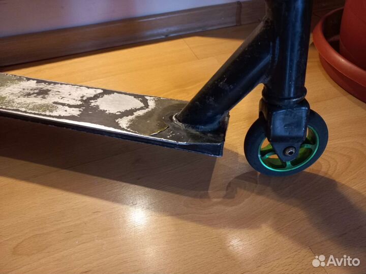 Трюковой самокат