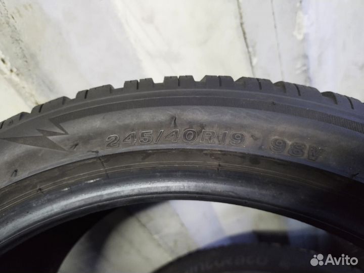 Bridgestone Blizzak LM-005 245/40 R19 98V