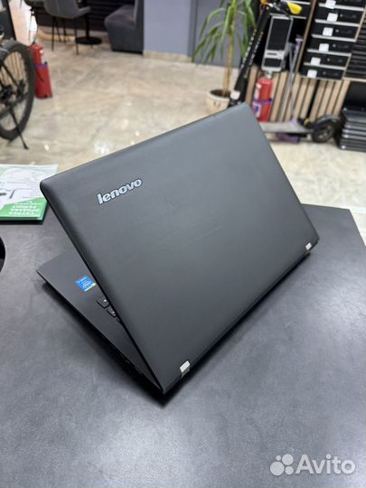 Шустрый ультрабук Lenovo E31-70 Core i5/8/500/13.3