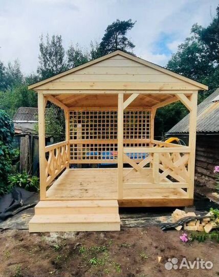 Беседка дачная