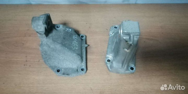 Кронштейн опоры двс на Mercedes ML w 163