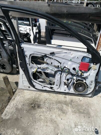Дверь передняя левая Lexus Is250 GSE20