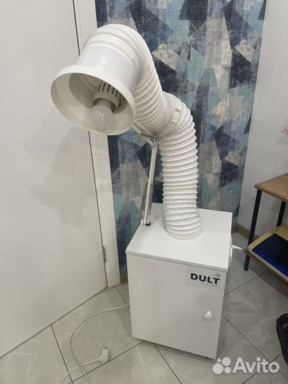 Вытяжка для маникюра и педикюра