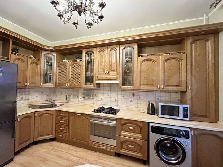 2-к. квартира, 84,5 м², 7/10 эт.