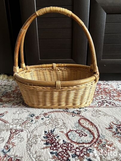 Корзина плетеная