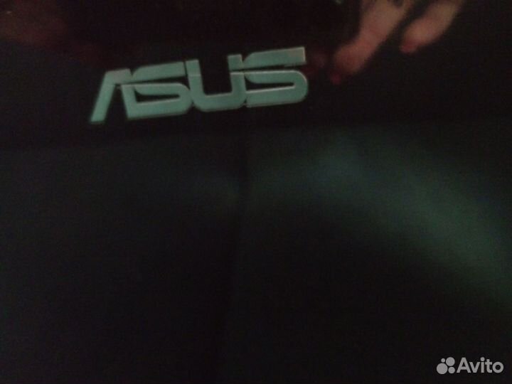 Ноутбук asus