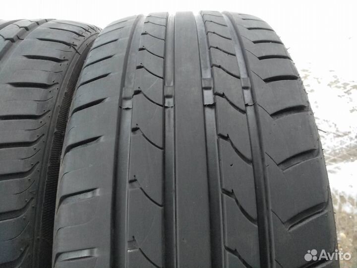 Maxtrek Maximus M1 245/45 R18 100V