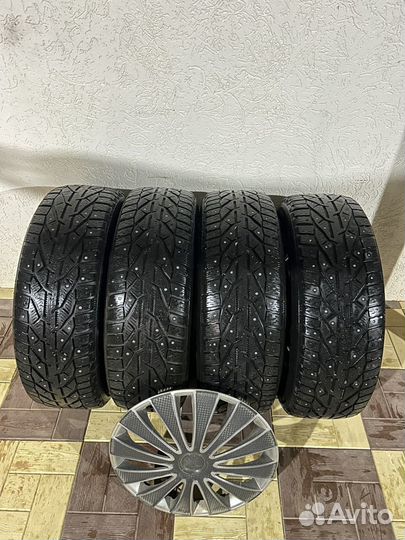 Tigar SUV Ice 215/65 R16