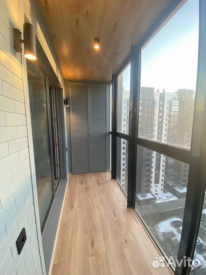 Отделка балконов. Утепление. Остекление