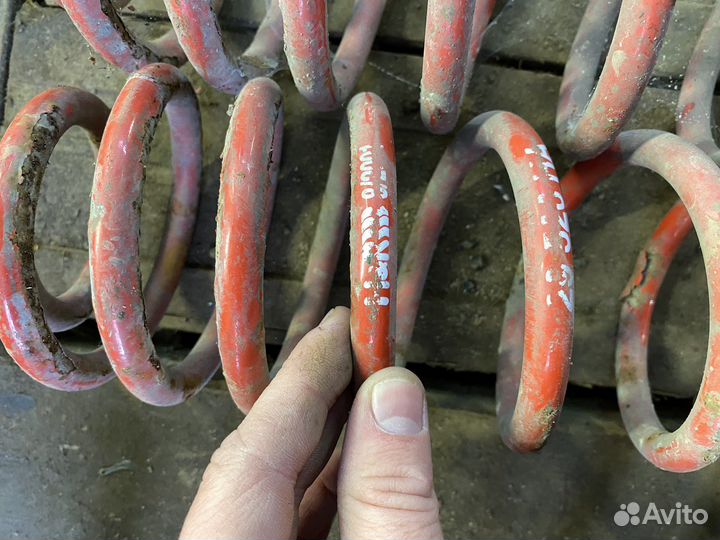 Пружины с занижением -40 H&R Golf 4